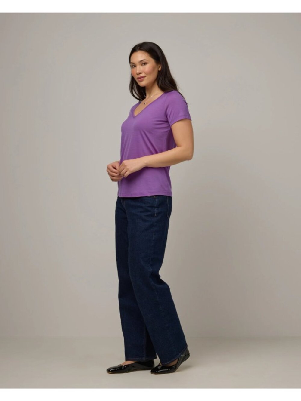 L.L. Bean T-Shirt Size 2X Purple V-Neck 100% Supima Cotton Short Sleeves - Picture 3 of 12